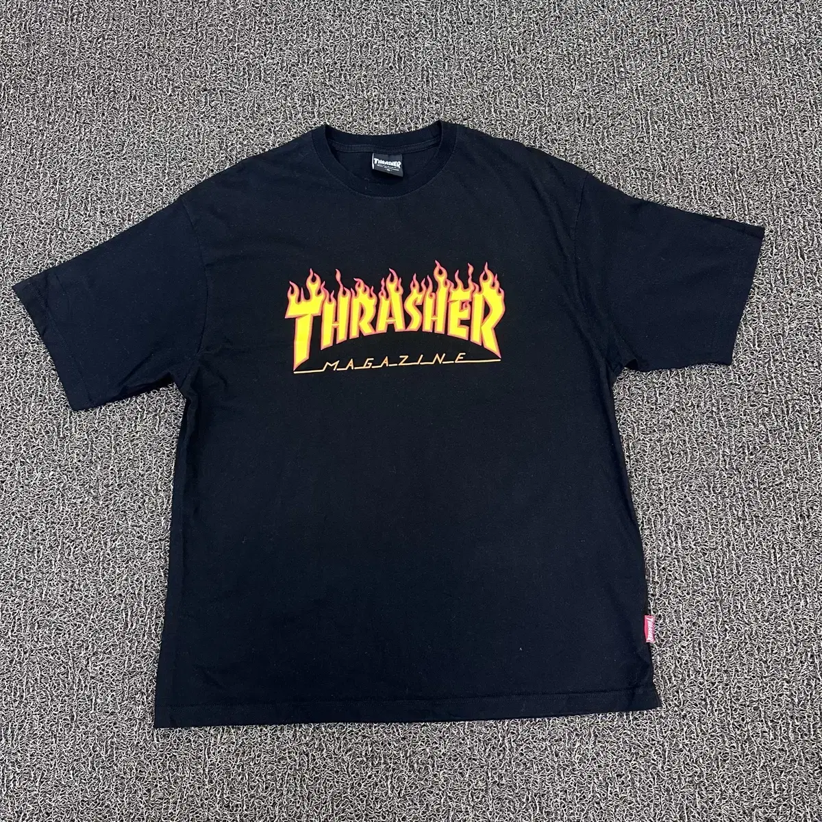 THRASHER 트레셔 불꽃 그래픽 반팔 티셔프 블랙 XL